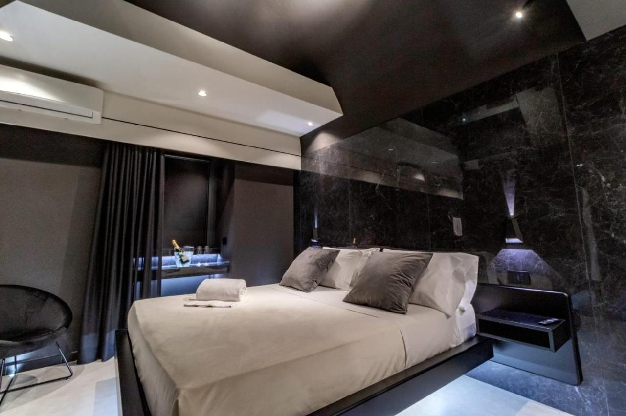 4 Suites " Unconventional Living Rooms " 카타니아 외부 사진