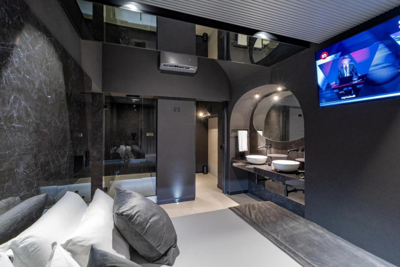 4 Suites " Unconventional Living Rooms " 카타니아 외부 사진