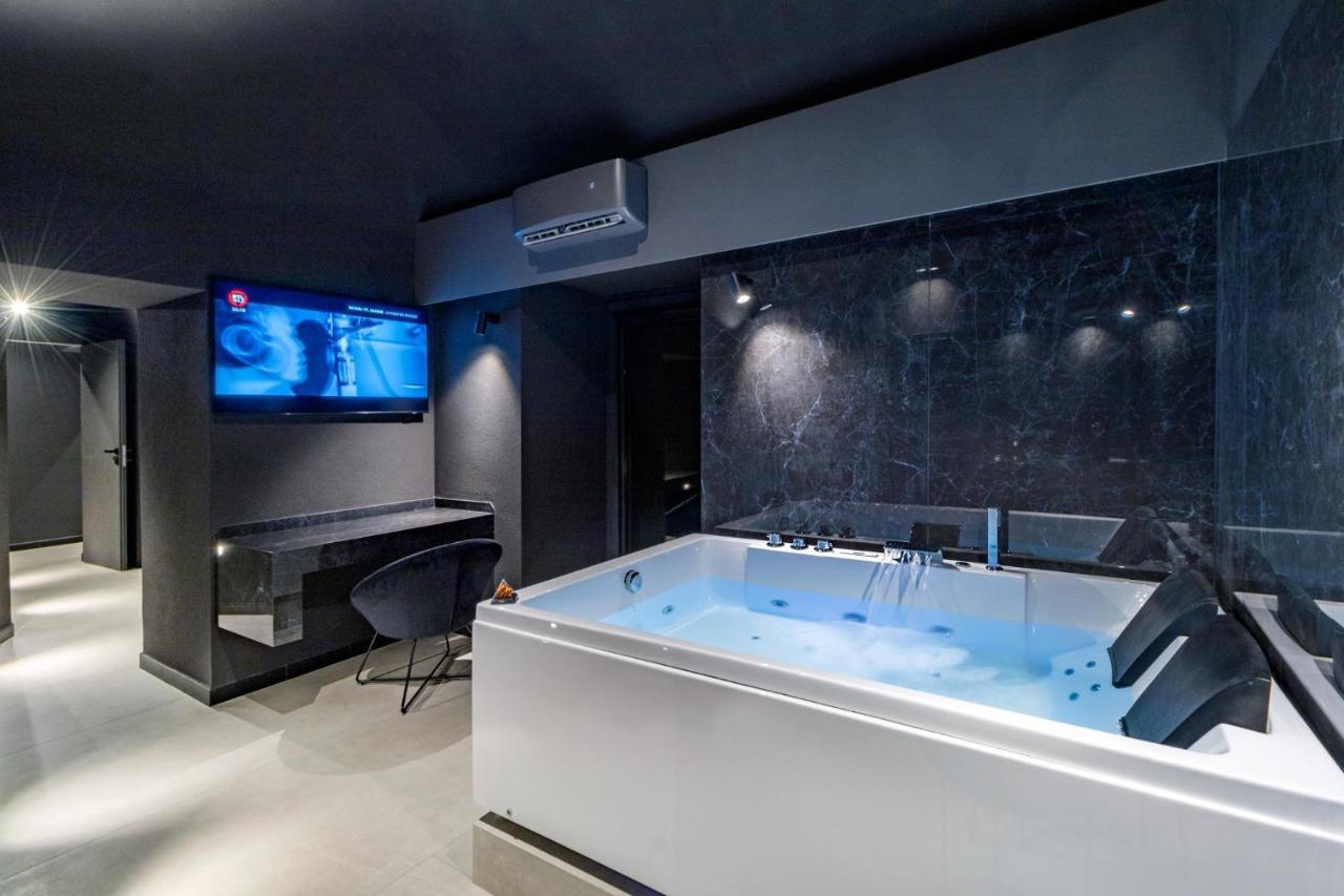 4 Suites " Unconventional Living Rooms " 카타니아 외부 사진