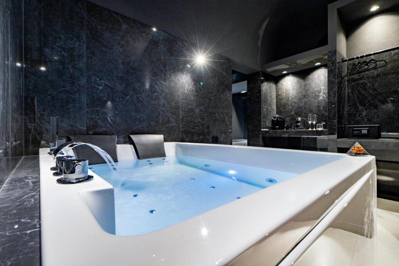 4 Suites " Unconventional Living Rooms " 카타니아 외부 사진