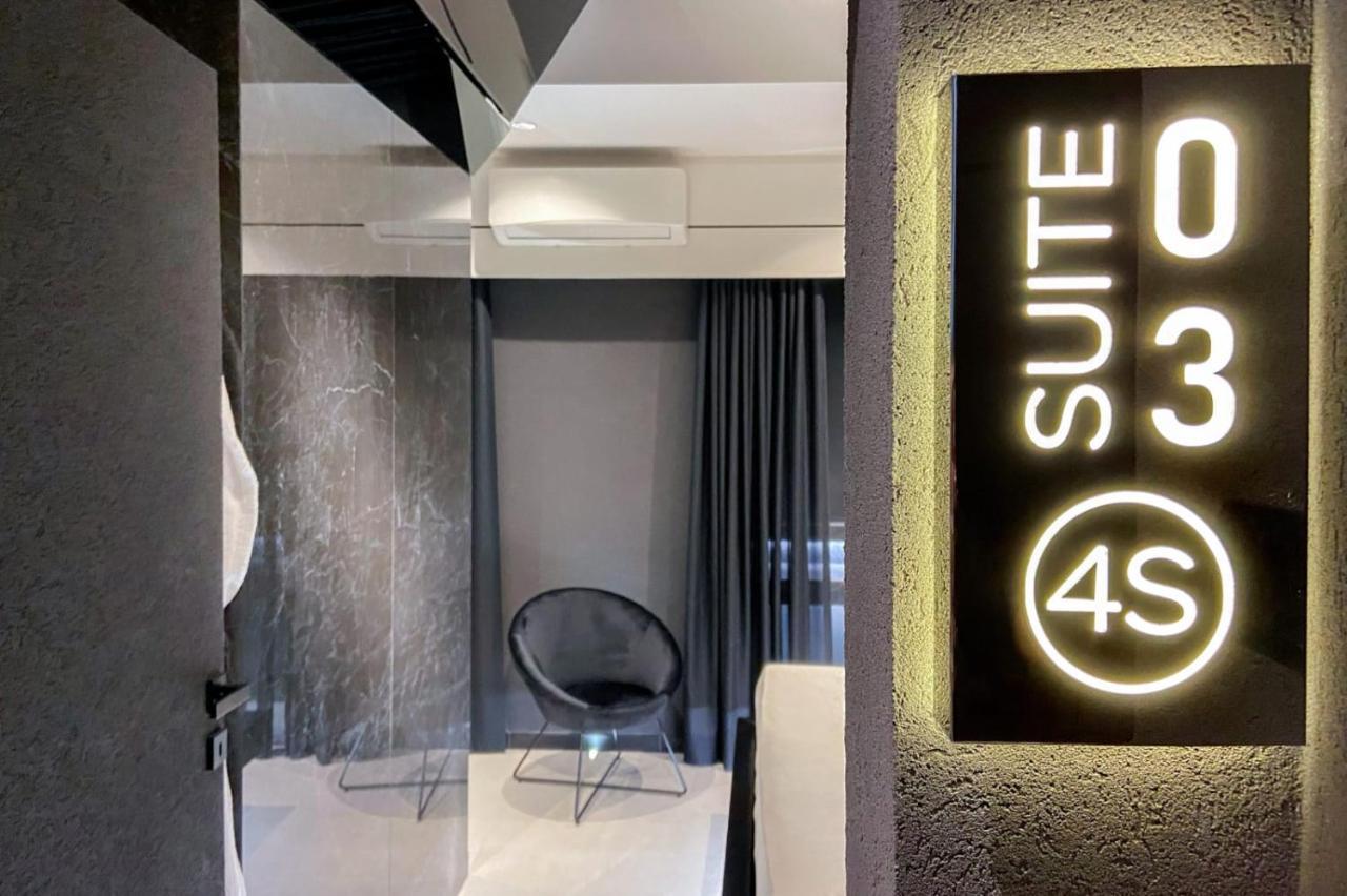 4 Suites " Unconventional Living Rooms " 카타니아 외부 사진