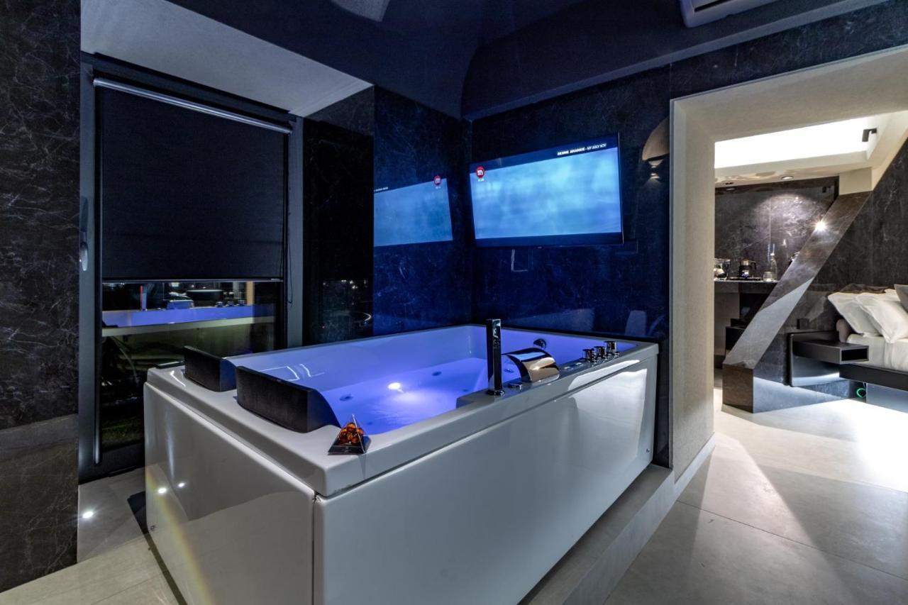 4 Suites " Unconventional Living Rooms " 카타니아 외부 사진