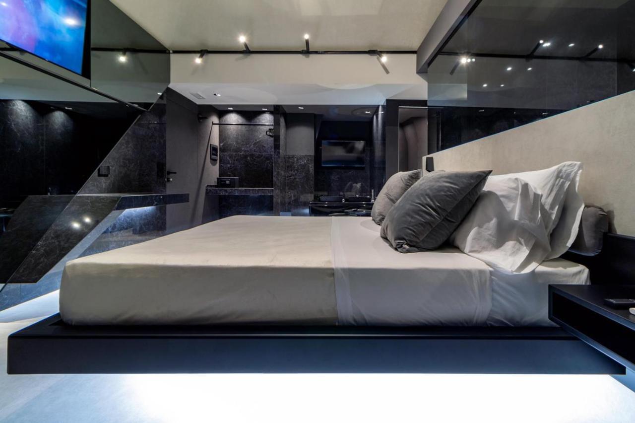 4 Suites " Unconventional Living Rooms " 카타니아 외부 사진