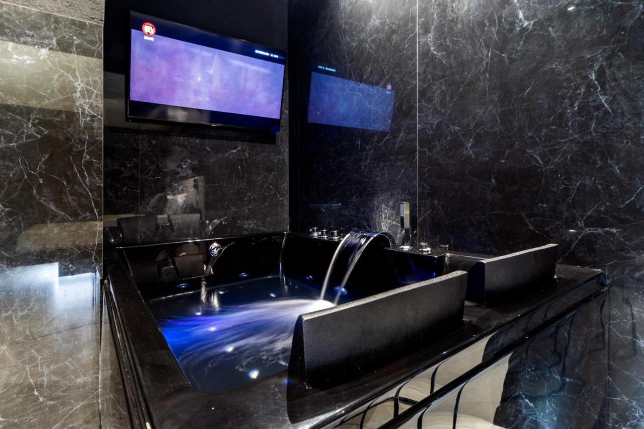 4 Suites " Unconventional Living Rooms " 카타니아 외부 사진