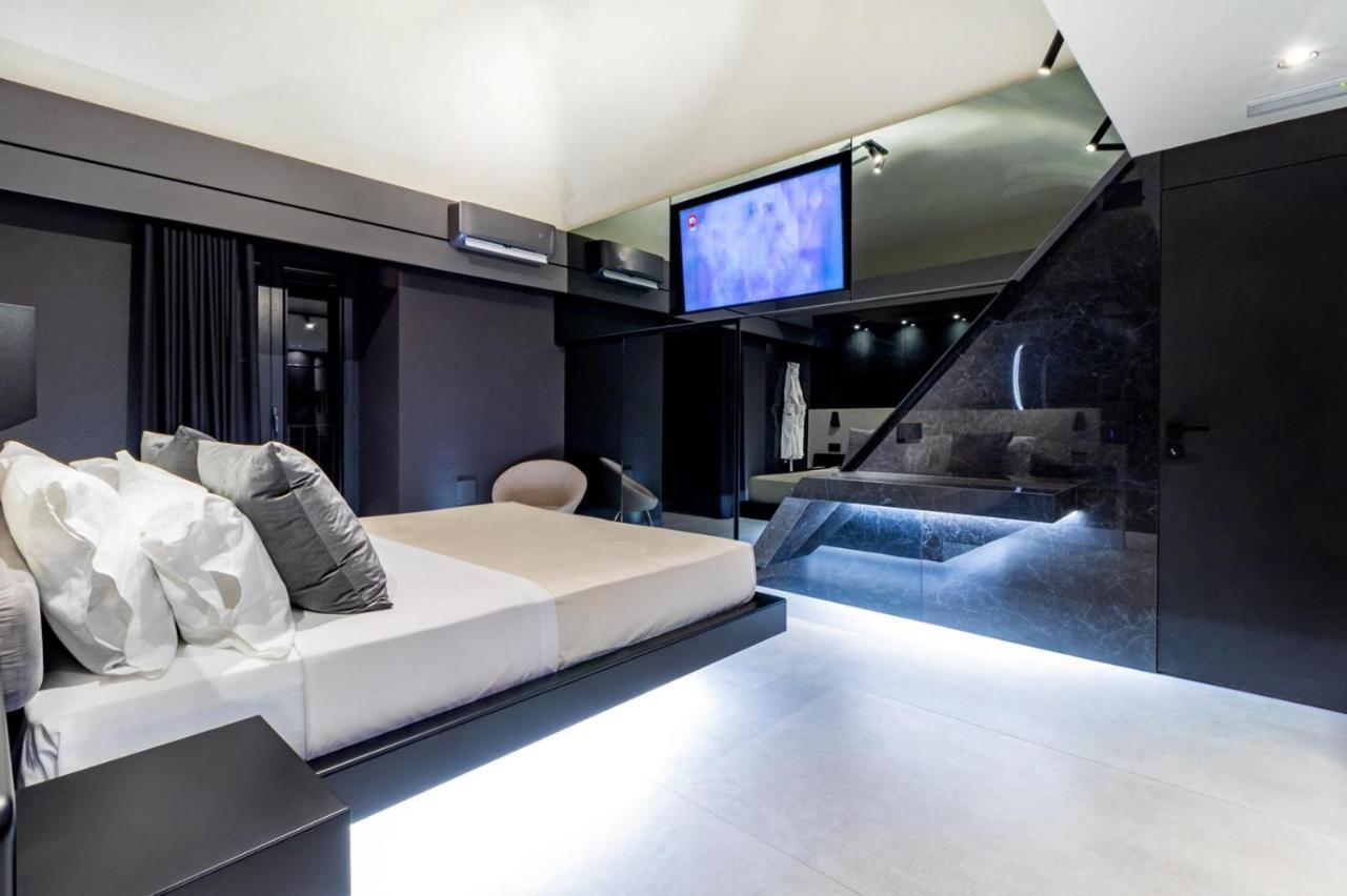 4 Suites " Unconventional Living Rooms " 카타니아 외부 사진