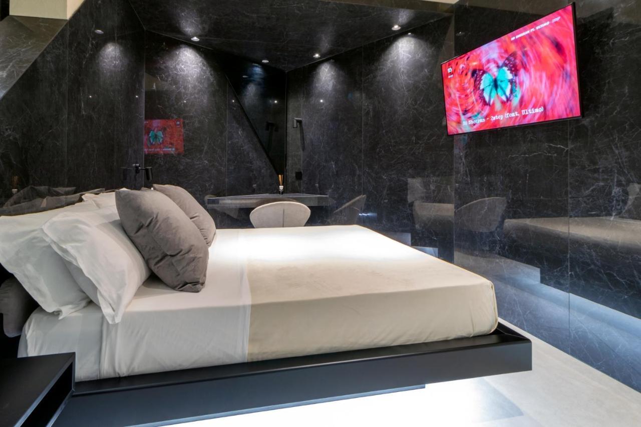 4 Suites " Unconventional Living Rooms " 카타니아 외부 사진